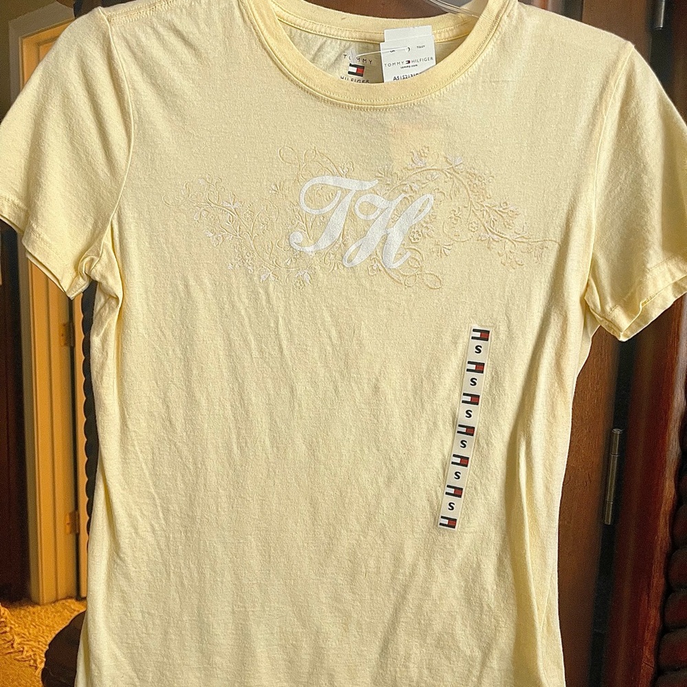 TOMMY HILFIGER - NWT T-shirt Ladies - Small